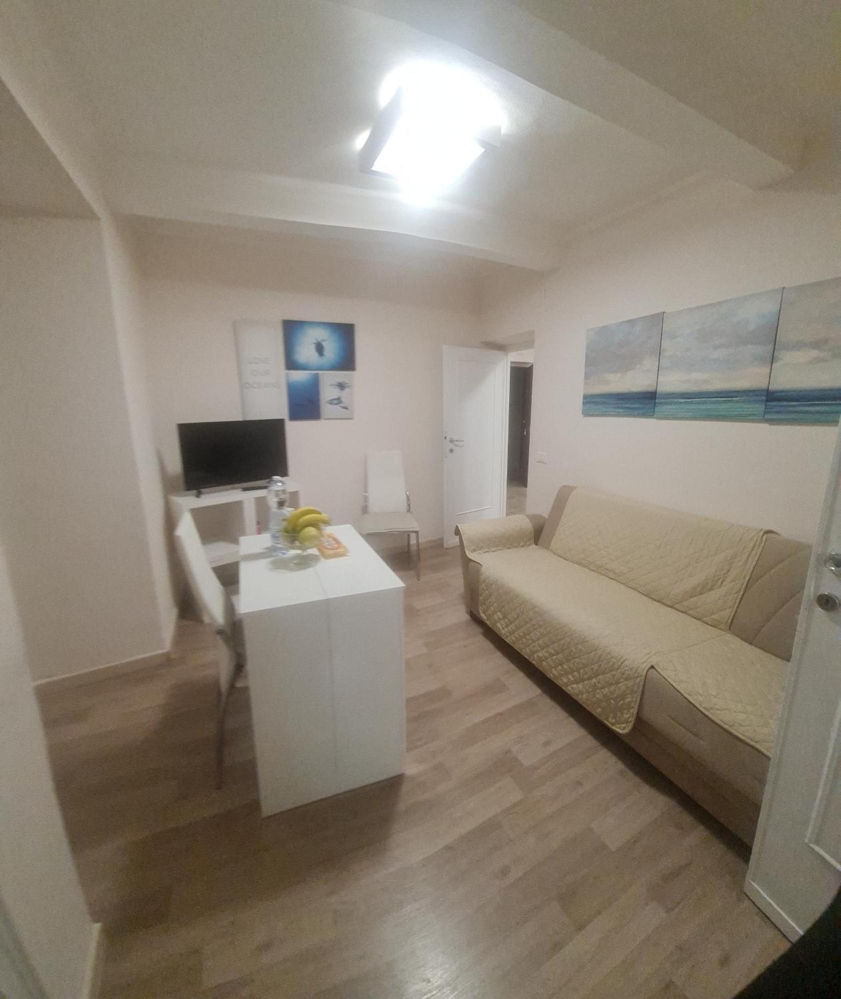 Trilocale Nel Centro Di Sampierdarena Apartman Genova Kültér fotó